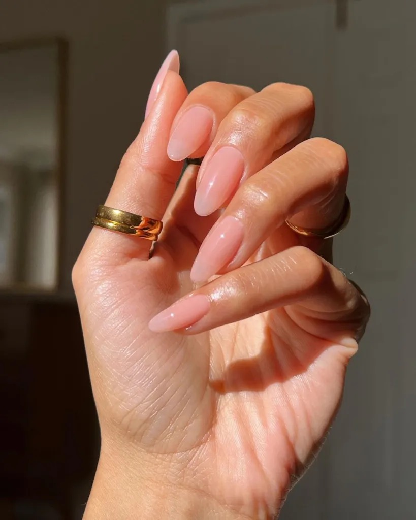 Técnicas de manicura para un efecto antiedad - @overglowedit