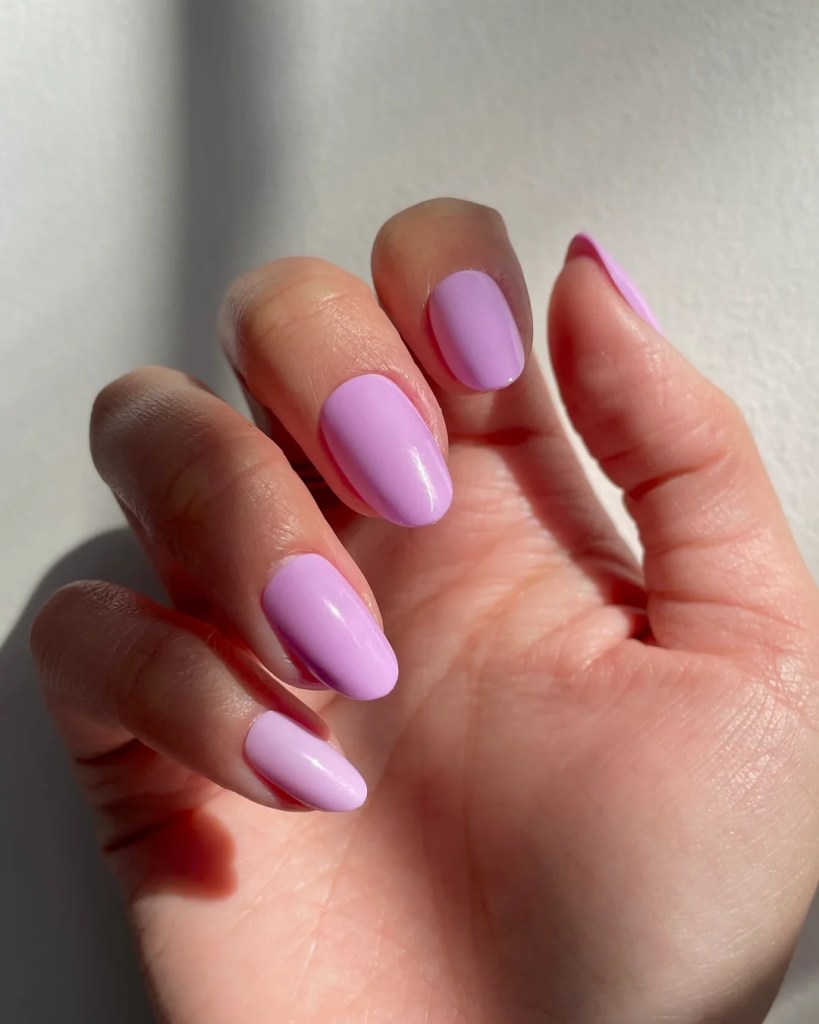 Los tonos pastel tienen un efecto antiedad en las manos - @nailsbyalsn