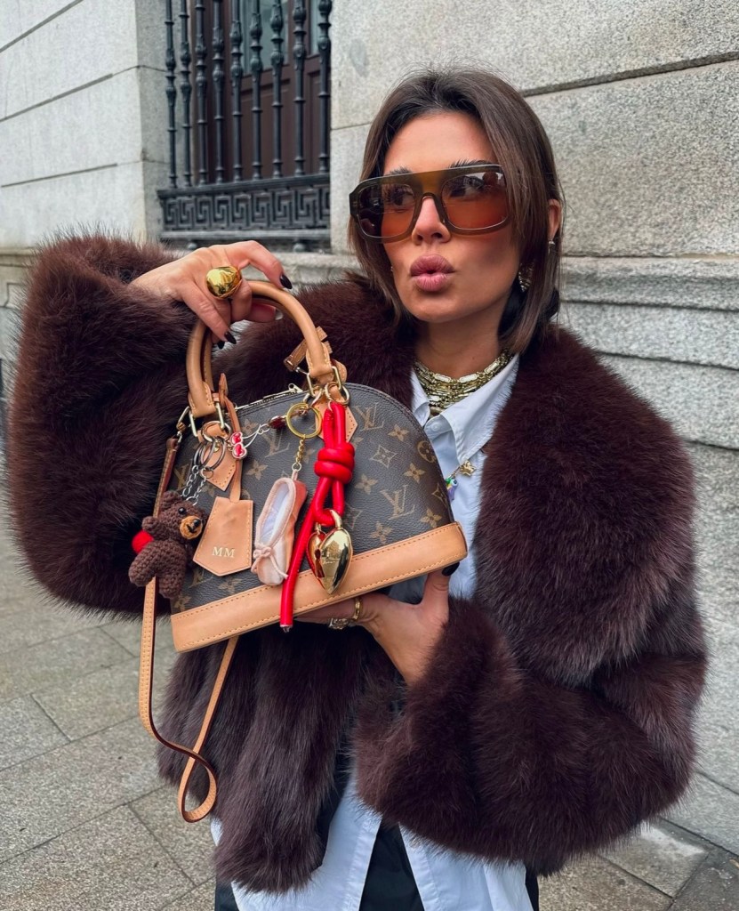 Bolso con charms. Tendencia Madrid. - Imagen: Instagram @marinamcerezo