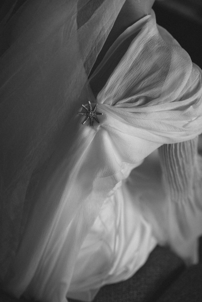 Boda Ana con vestido de Inuñez 