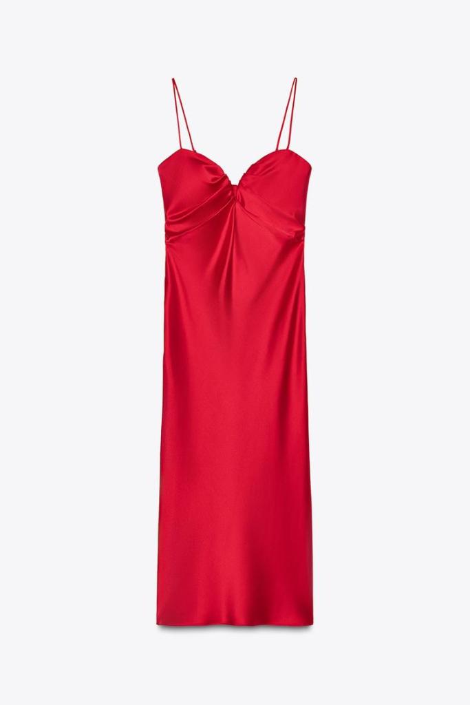Vestido satinado rojo de Zara