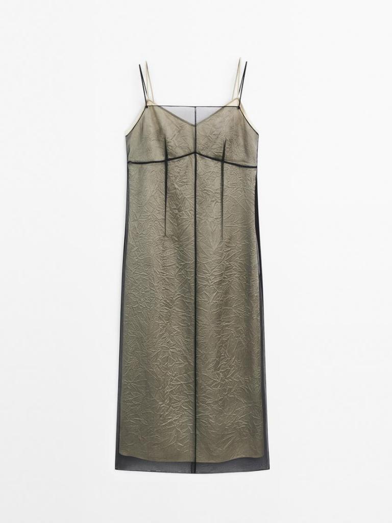 Vestido con transparencias de Massimo Dutti