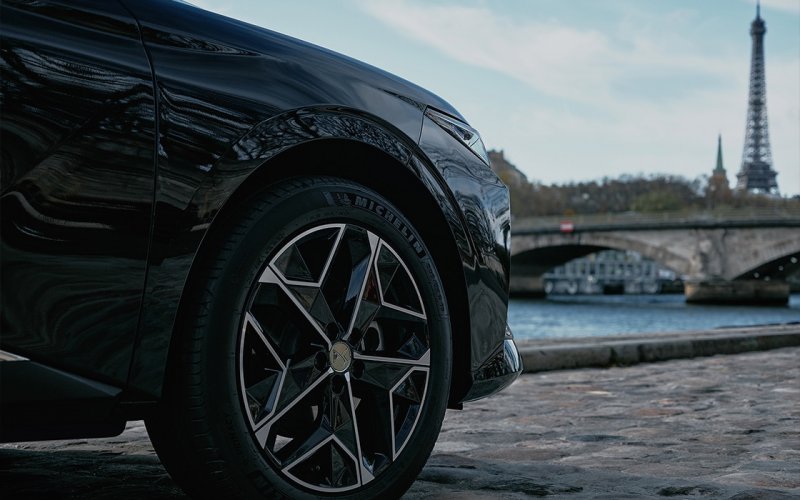 El DS 4 es un homenaje a la excelencia del diseño y la tecnología francesa