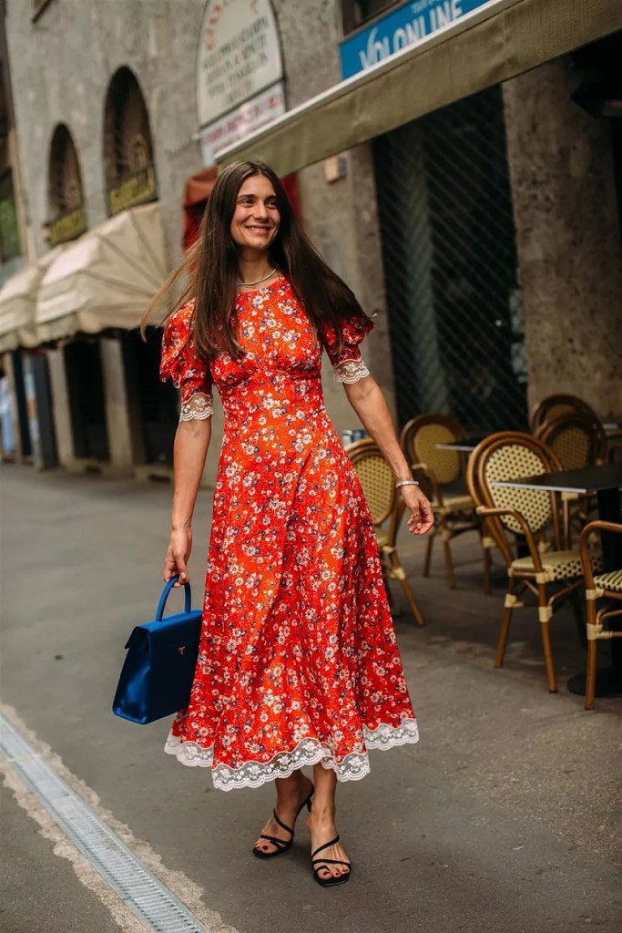 Este vestido afina la cintura y disimula caderas - Launchmetrics spotlight