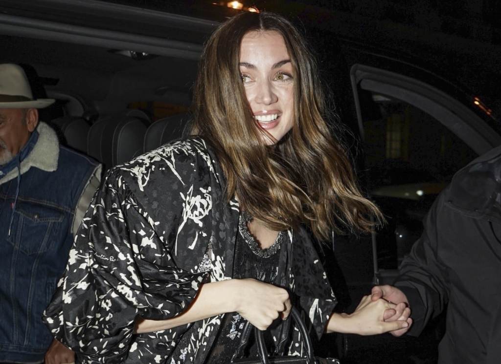 Ana de Armas y Tom Cruise: ¿Amigos o algo más?
