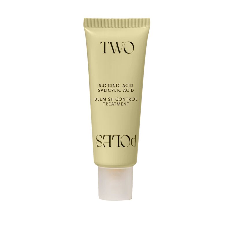 'Blemish control treatment' de Two Poles