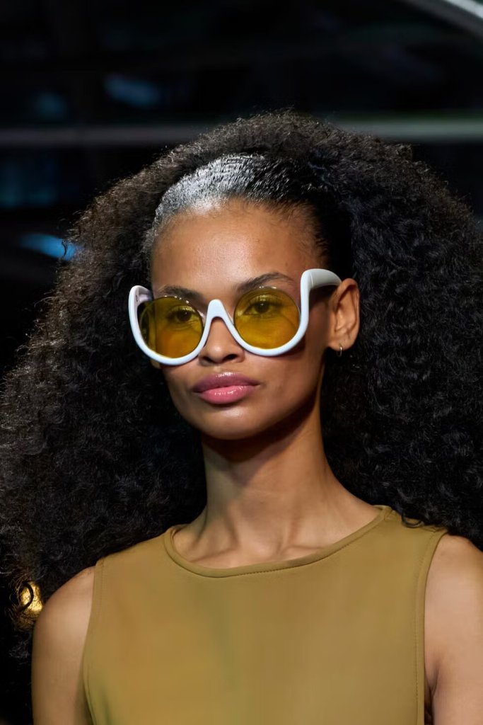 Desfile de Pierre Cardin Primavera Verano 2025.
