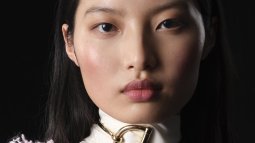 Maquillaje del desfile Otoño-Invierno 2025 de Gucci