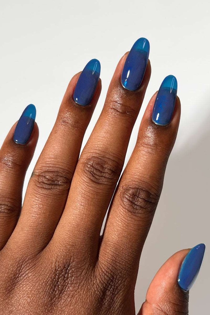 Las Jelly Blue Nails son la manicura coreana más perseguida - @overglowedit