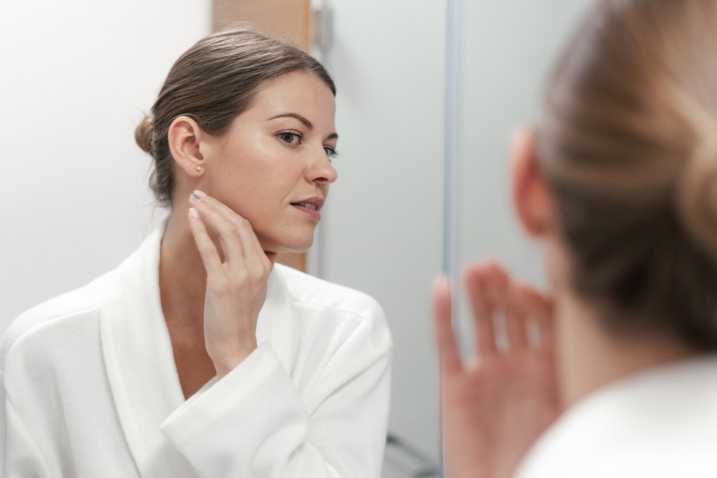 Rostro mujer flacidez