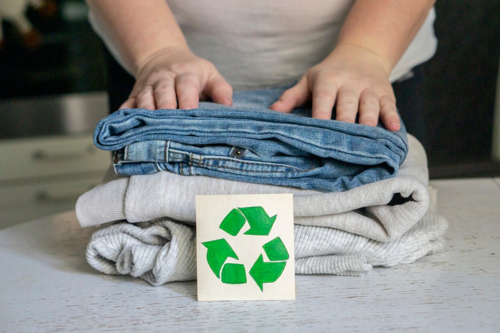 Descubre los secretos de la moda fúngica y otros materiales sostenibles inspirados en la naturaleza