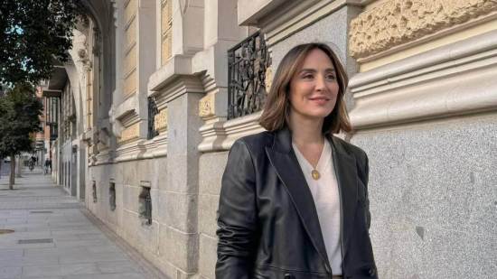 tamara falco pantalón blanco