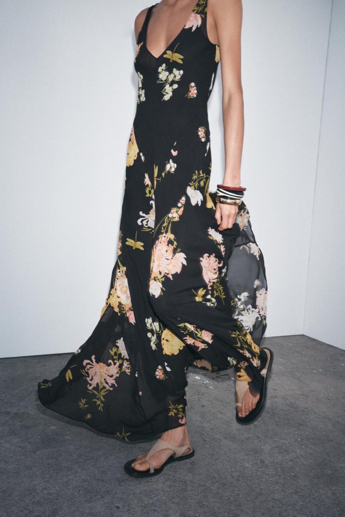 El vestido boho de flores de Zara de Sara Carbonero