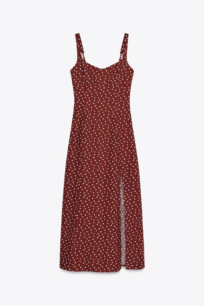 Vestido de lunares con abertura de Zara