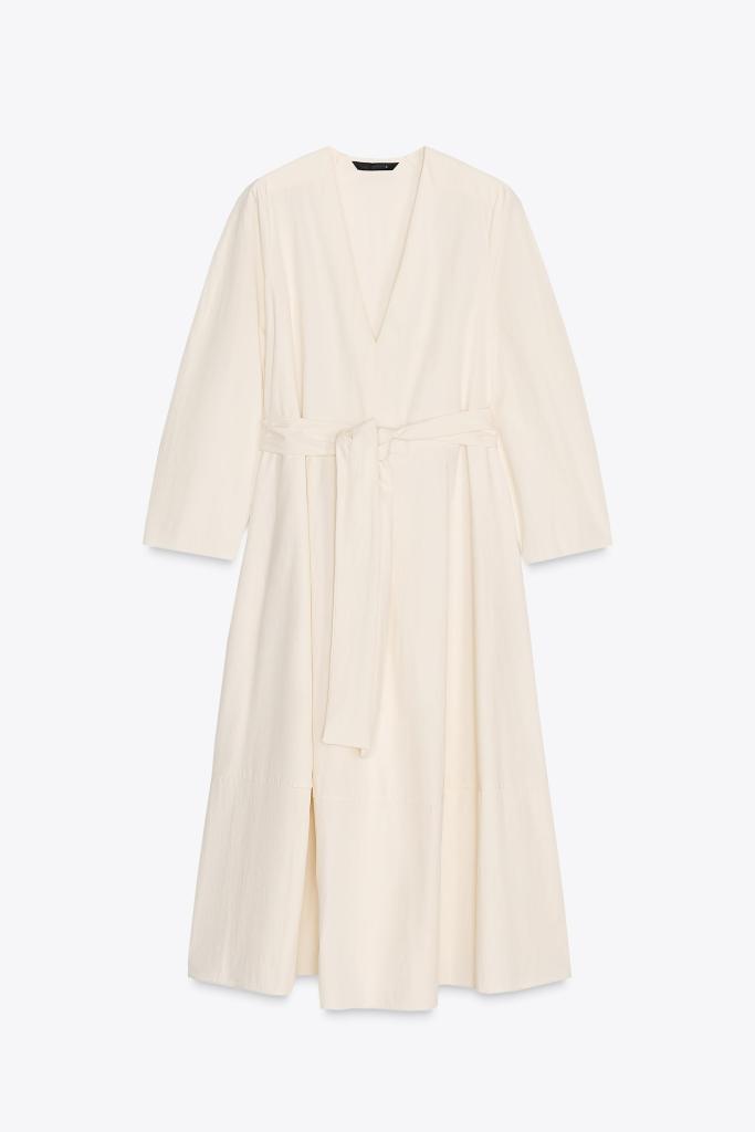 Vestido blanco estilo años 40 de Zara