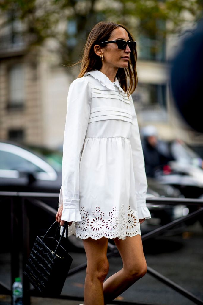 El vestido camisero blanco es ideal para lucir en nuestros looks de oficina - Launchmetrics spotlight