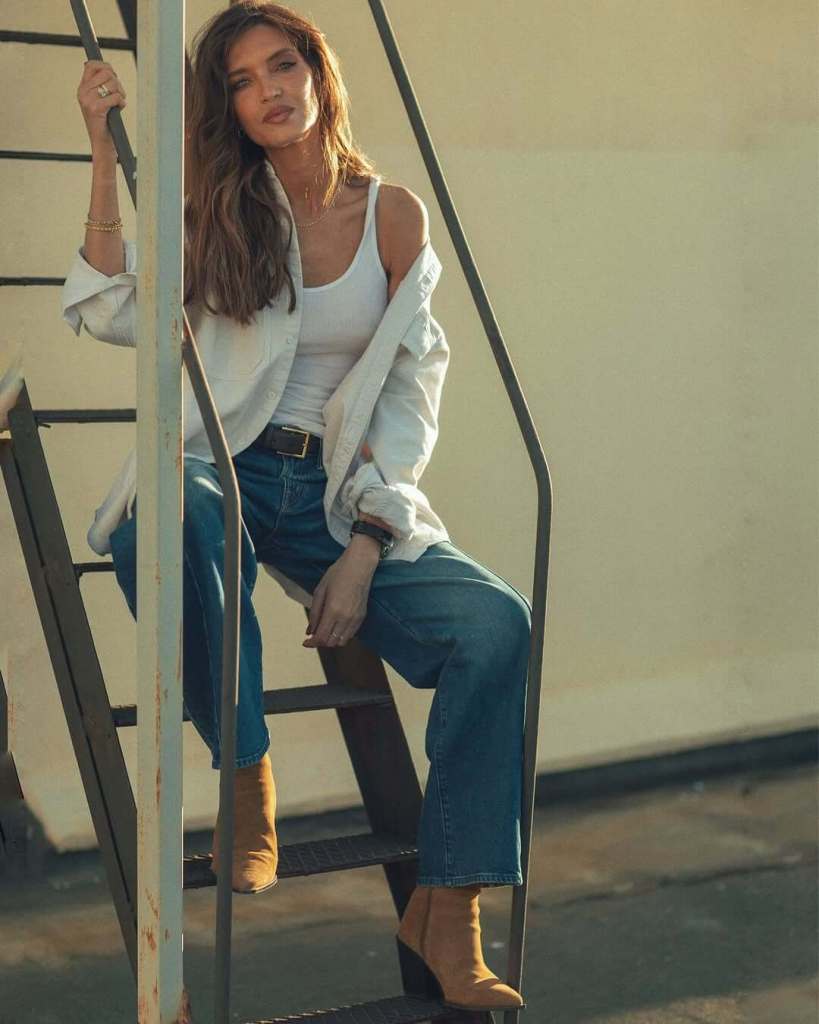 Sara Carbonero domina el arte de reinventar el look clásico con un giro bohemio que ya es tendencia
