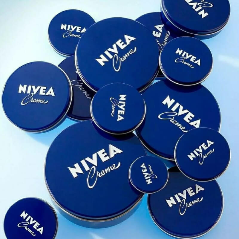 La crema Nivea de lata azul a examen: ¿qué opinan realmente los dermatólogos?