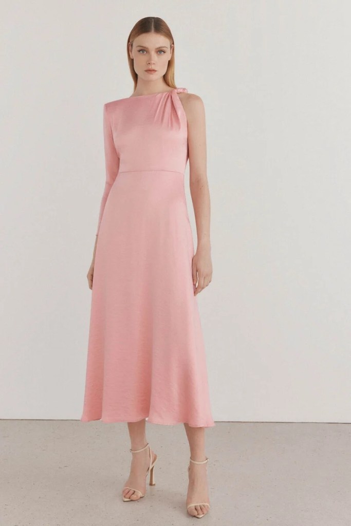Vestido rosa de Pedro del Hierro