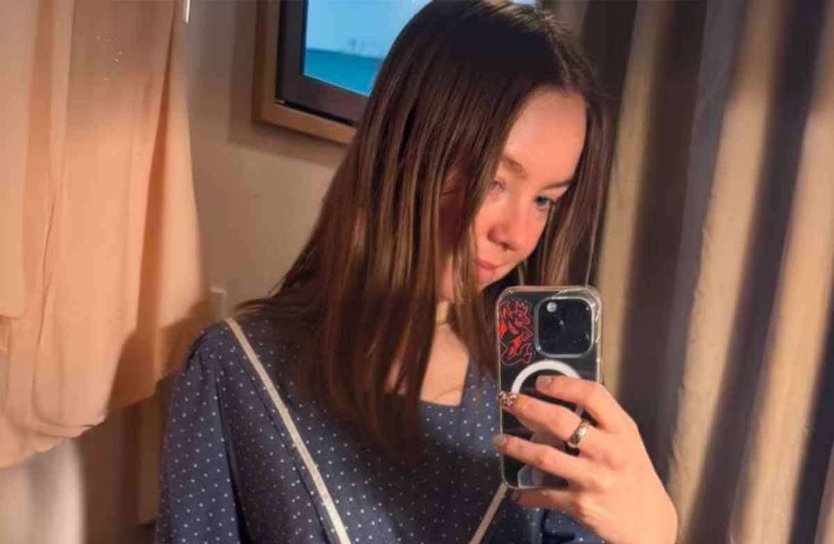 Alejandra de Hannover con su vestido de lunares vintage en Tokio