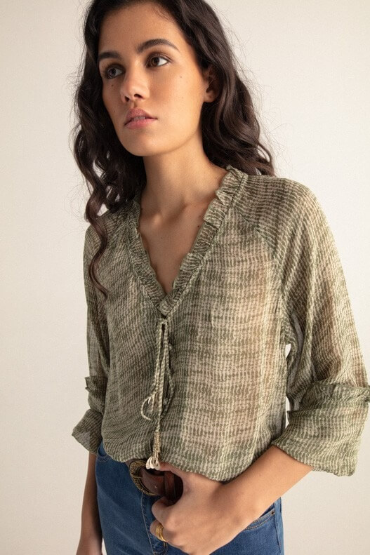 Las blusas boho con más estilo (y que están arrasando en Madrid) son de esta firma aragonesa