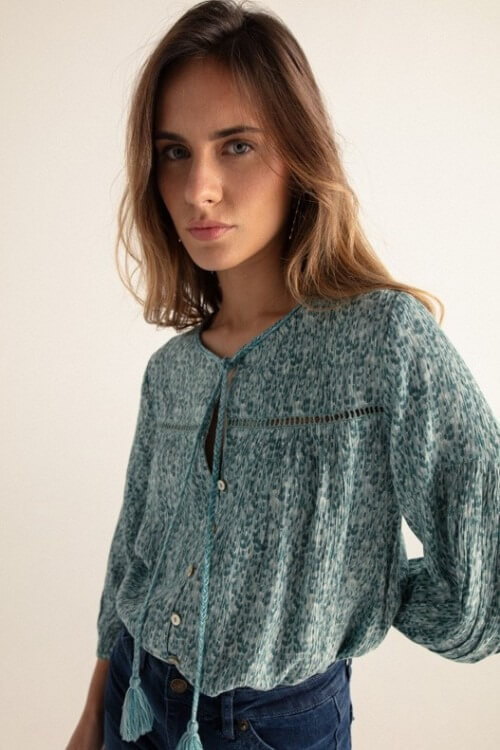 Las blusas boho con más estilo (y que están arrasando en Madrid) son de esta firma aragonesa