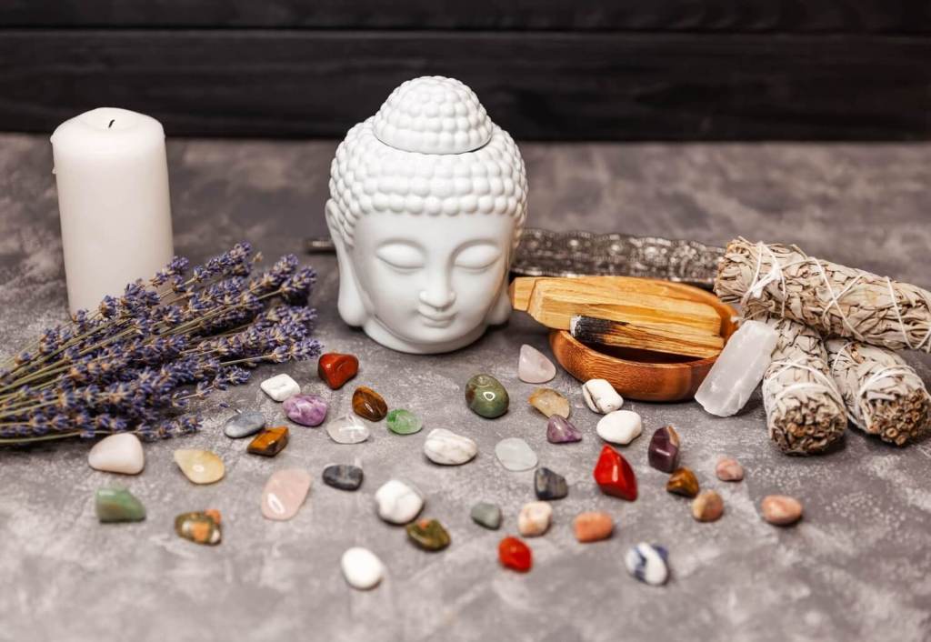 Así puedes crear tu altar mágico con elementos del bosque: guía paso a paso - Fuente: iStock
