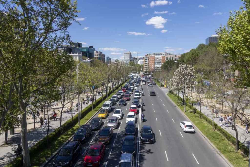 Madrid colapsó por la falta de semáforos y el caos en el apagón