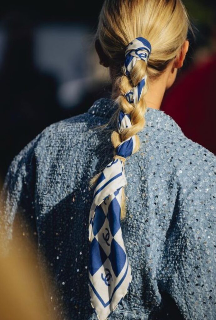 Coleta/ trenza con pañuelo