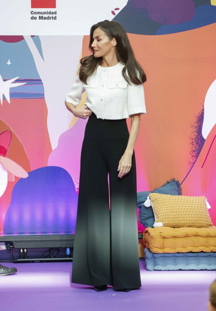 El look de la reina Letizia en la 47º edición de los premios El Barco de Vapor y Gran Angular