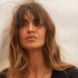 sara carbonero look boho chaqueta de zara