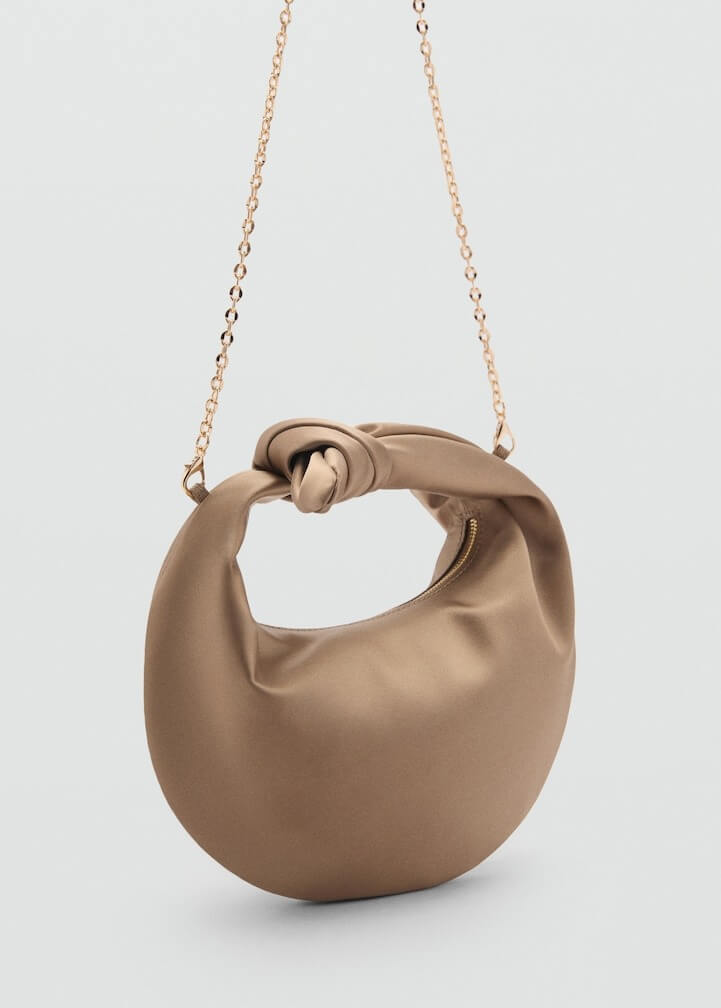 Bolso de mano satinado de Mango