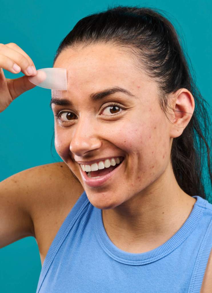 Parches XL de Iroha Nature: solución eficaz y discreta para tratar brotes de acné más extensos.