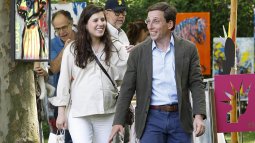 Teresa Urquijo y su elección chic en el último trimestre de su embarazo: los mocasines clásicos