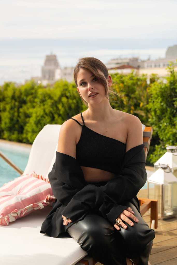 “Me llaman midsize y tengo un cuerpo normativo”: Nicole Wallace se sincera con Marie Claire