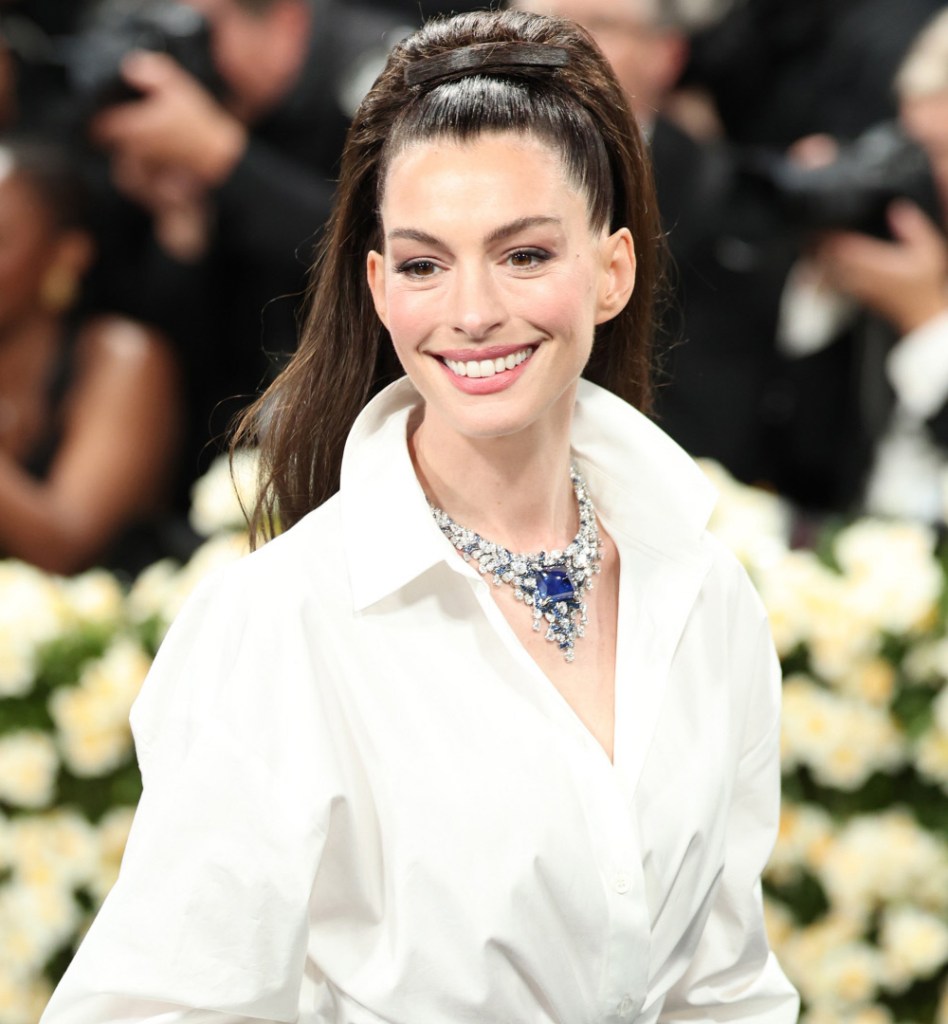 Anne Hathaway Met Gala 2025 -Gtres
