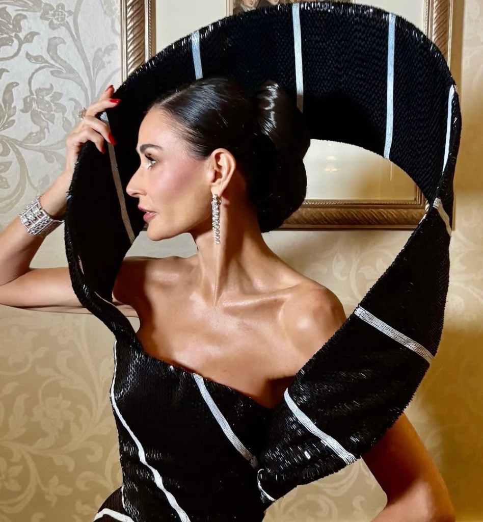 Demi Moore- Met Gala @demimoore