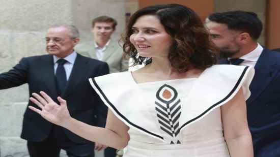 Isabel Díaz Ayuso en la la entrega de la Medalla de Oro de la Comunidad de Madrid
