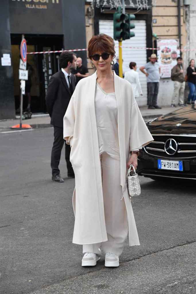 Laura Morante en el desfile crucero de Dior 2026