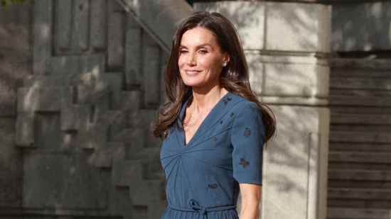 La reina Letizia presume de calzado cómodo (Foto: Gtres).