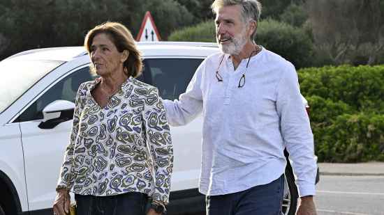 Aruca Fernández-Vega y Emilio Aragón en la preboda de Belén Écija (Foto: Gtres).