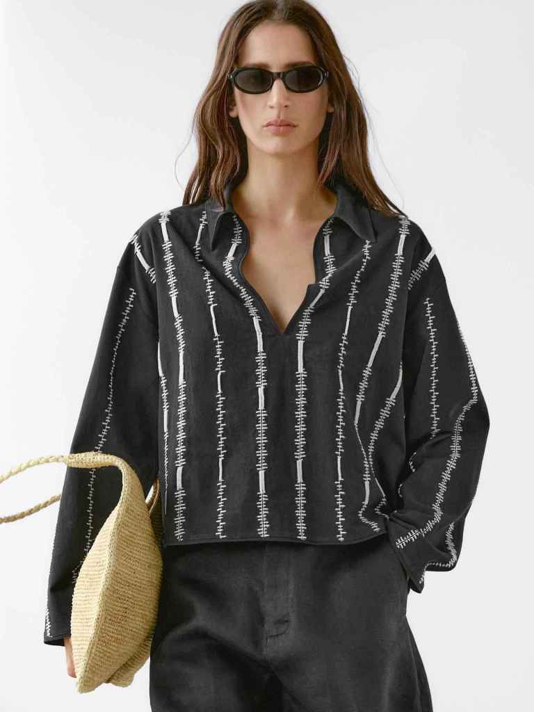 Blusa estampada de algodón de las rebajas de verano de Massimo Dutti 
