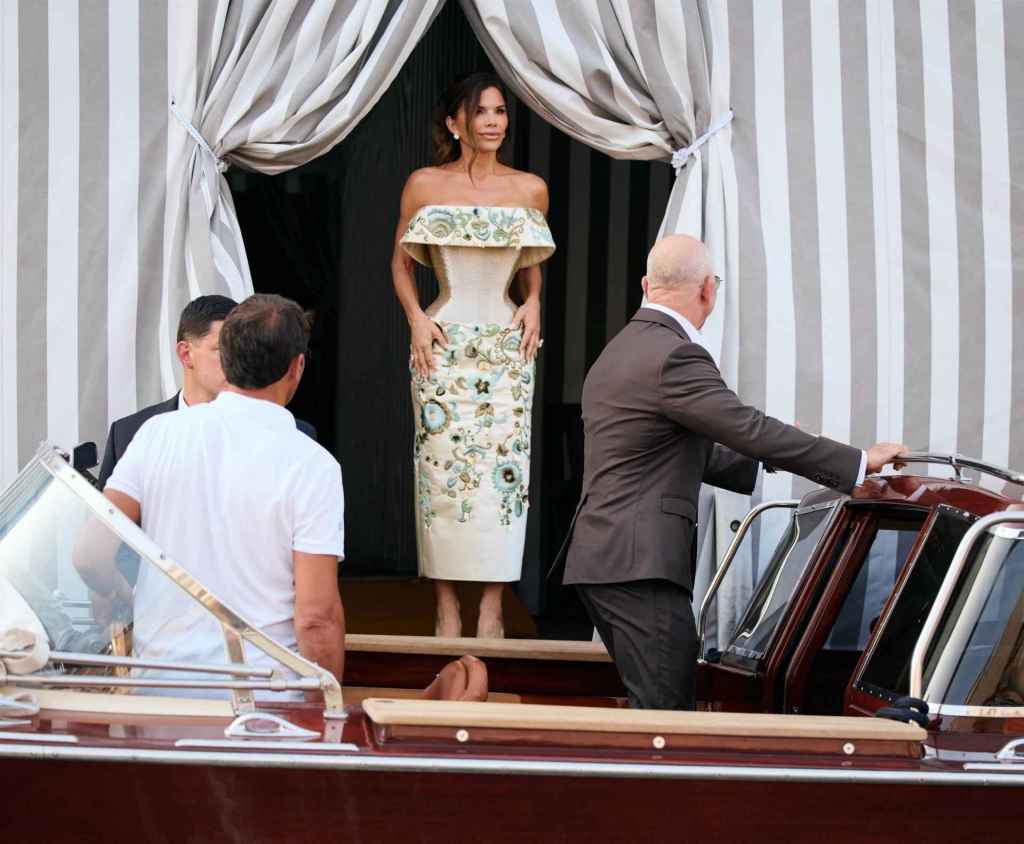 El look de Schiaparelli de Lauren Sánchez en su preboda