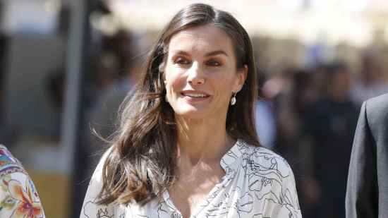 Descubrimos todos los secretos detrás de la melena brillante que ha lucido la reina Letizia