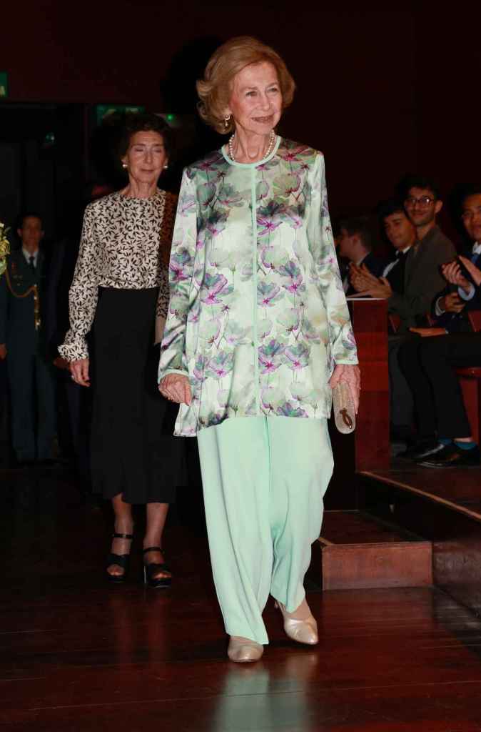 La reina Sofía con un look de dos piezas en la clausura del curso de la Escuela Superior de Música Reina Sofía 2024/2025