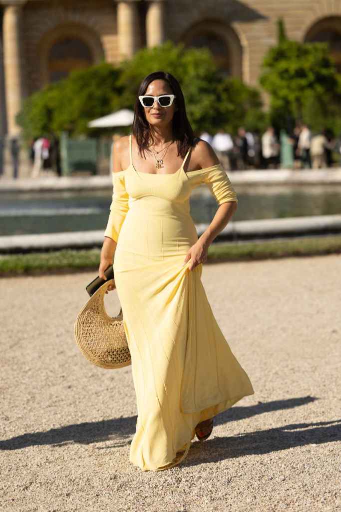 Da igual qué año sea: los bolsos de rafia y capazos siempre son tendencia en verano