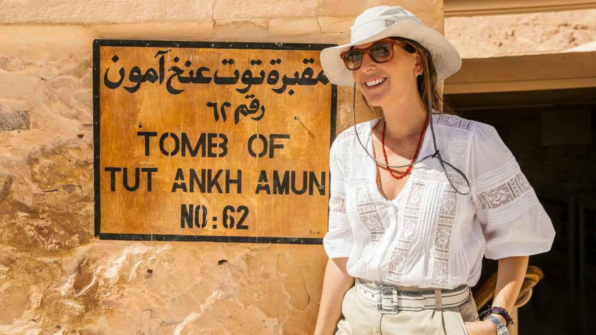 Lourdes Montes durante su viaje a Egipto (Foto: Instagram @lmontesoficial).