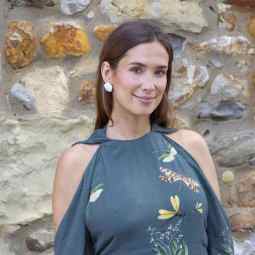 El look de María Pombo para el bautizo de sus sobrinas gemelas, hijas de Marta Pombo