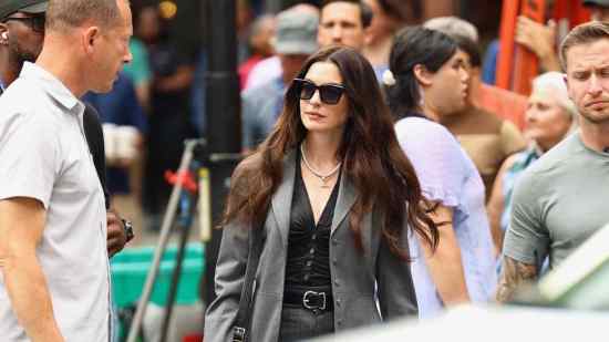 Anne Hathaway en el rodaje de 'El diablo viste de Prada 2'