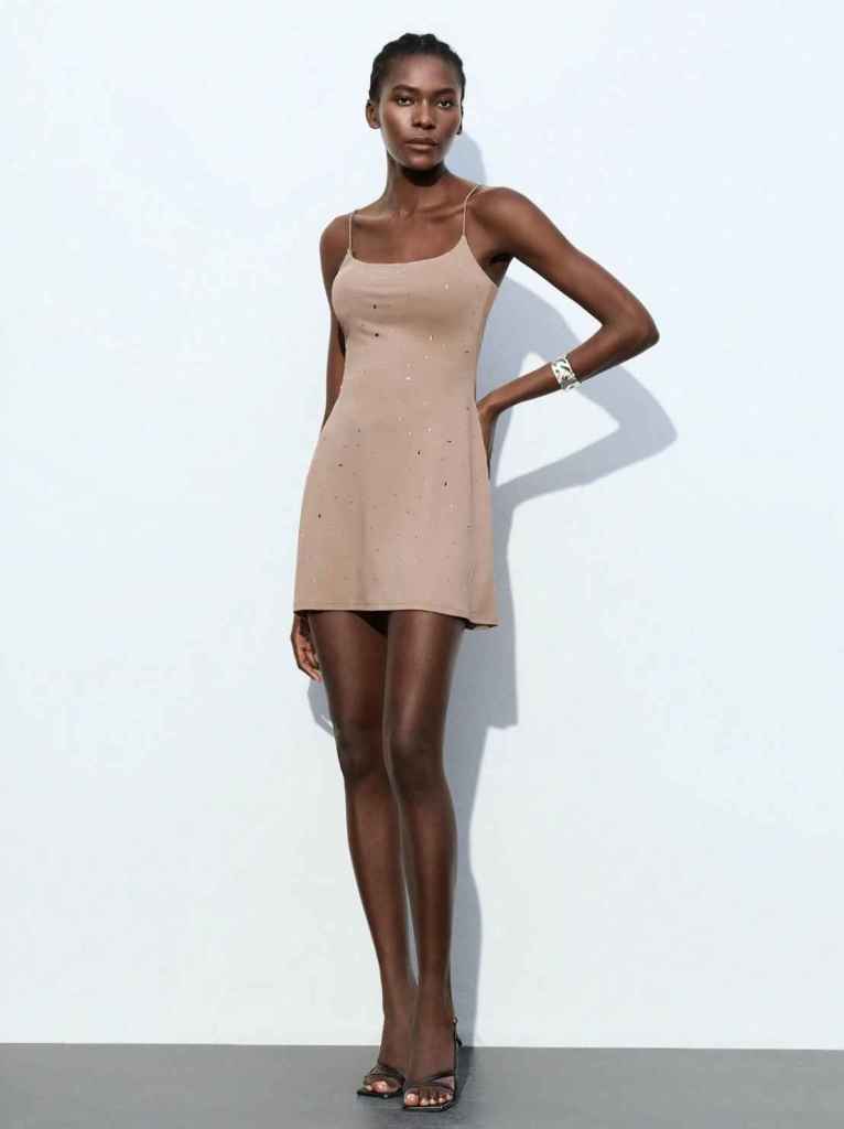 Vestido de malla con strass de Shein